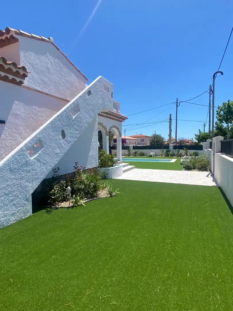 Jardí de Casa o xalet de lloguer en Mont-roig del Camp amb Aire condicionat, Calefacció i Jardí privat