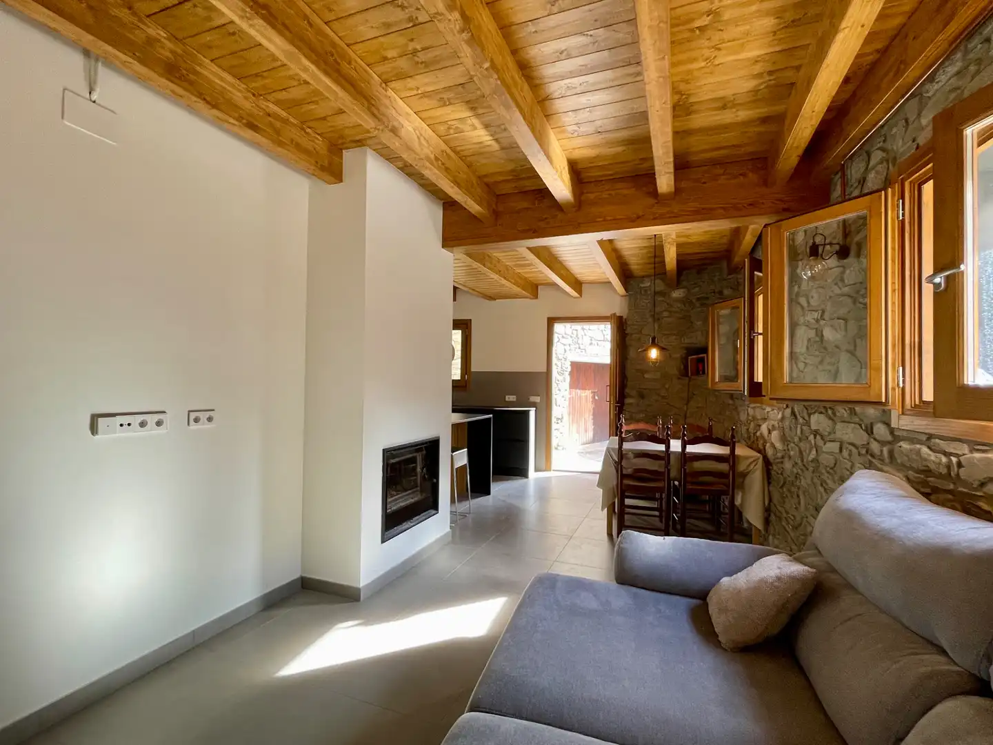 Sala de estar de Finca rústica en venta en Setcases con Calefacción, Parquet y Trastero