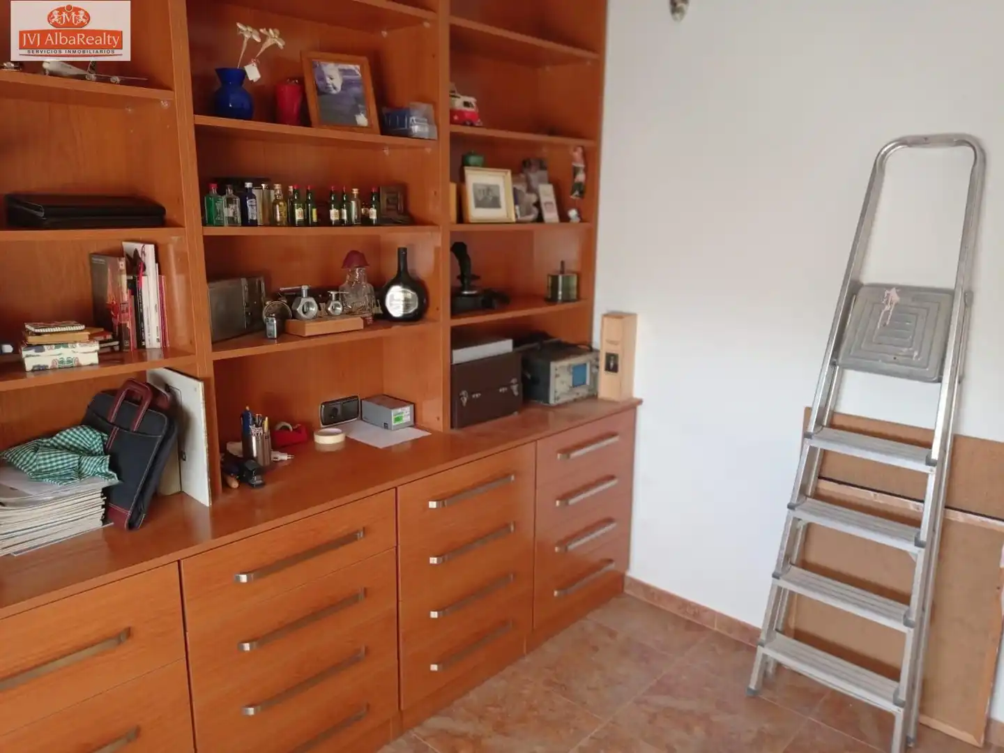 Dormitori de Casa adosada en venda en Valdeganga amb Calefacció i Balcó