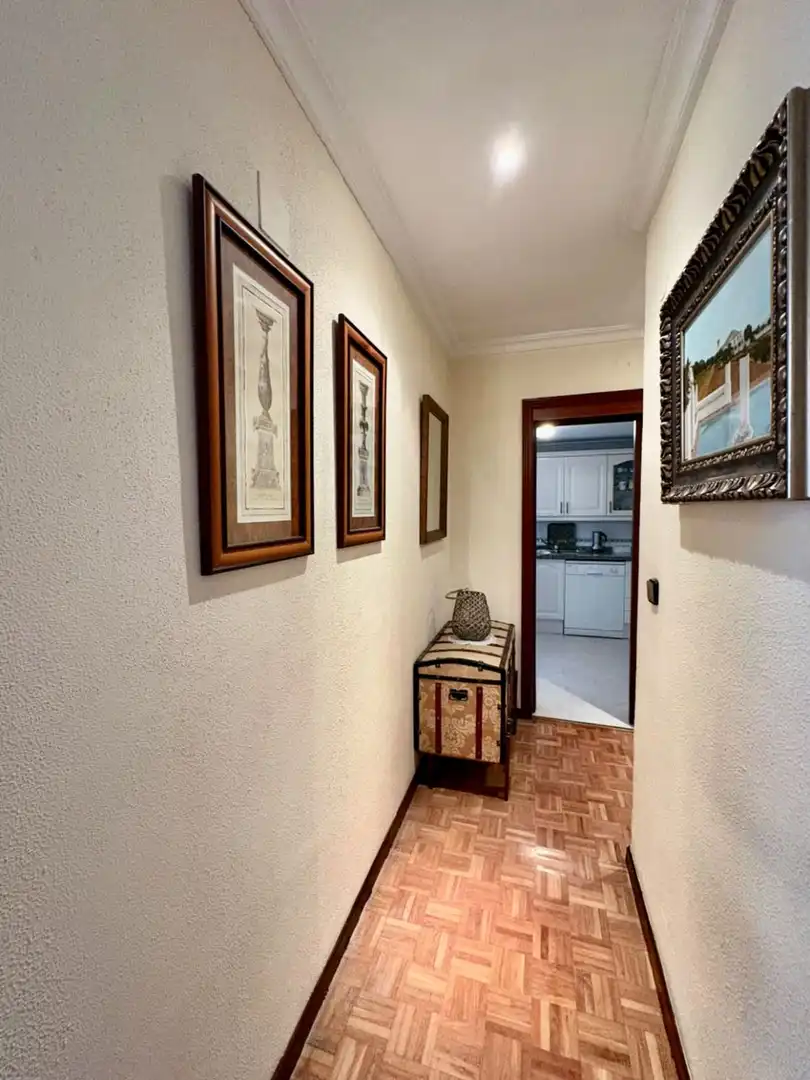 Flat for sale in Sevilla  with Air Conditioner and Heating