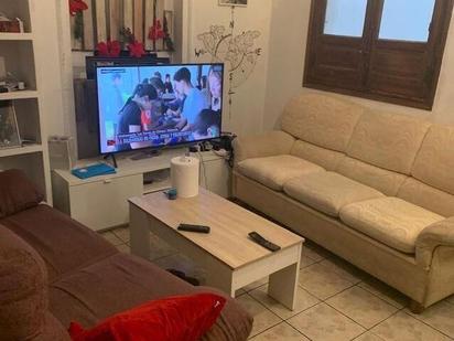 Living room of Flat for sale in  Madrid Capital  with Heating and Balcony