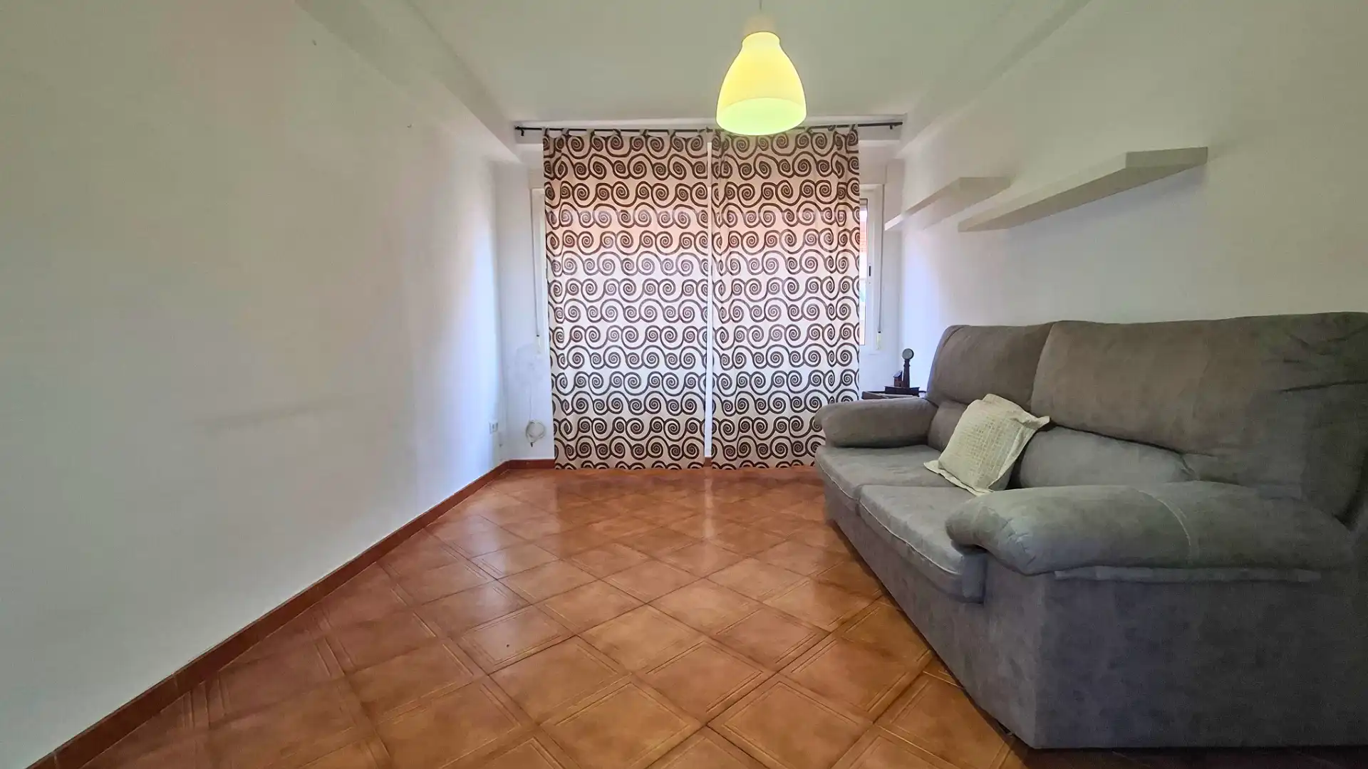 Sala d'estar de Pis en venda en Córdoba amb Aire condicionat i Forn