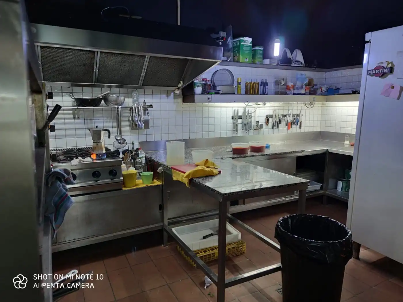 Kitchen of Commercial properties for rent in Cornellà de Llobregat  with Air Conditioner
