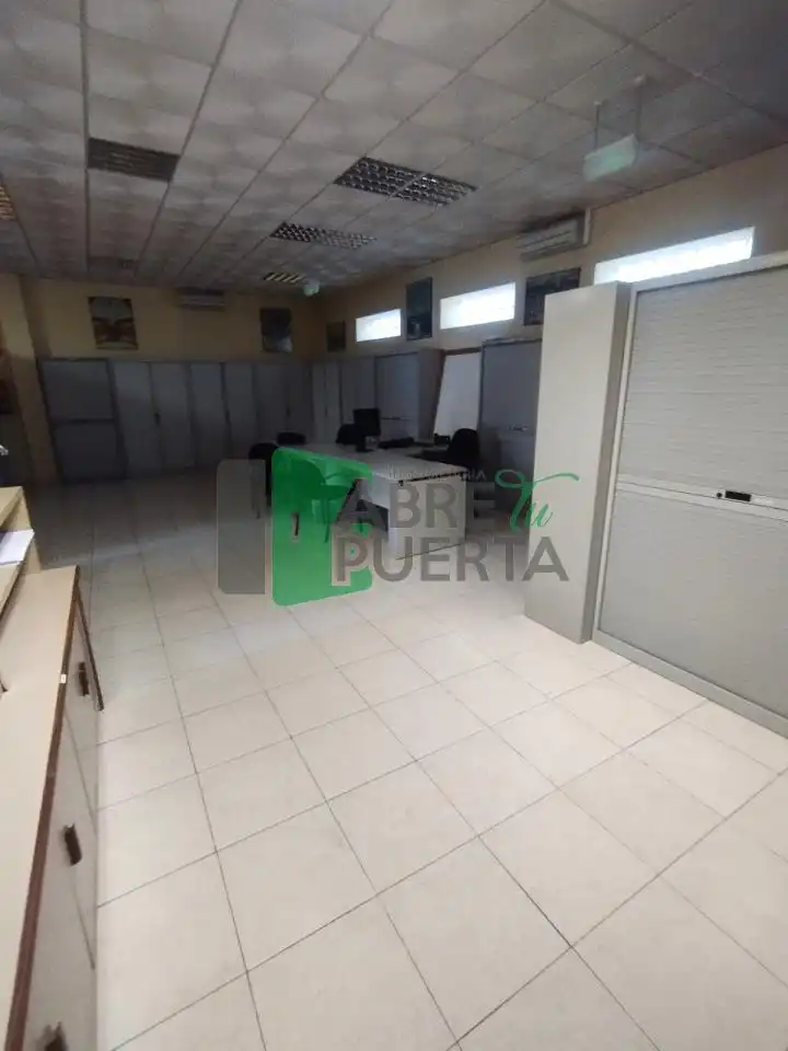 Local commercial à vendre à Couto, imagen 4