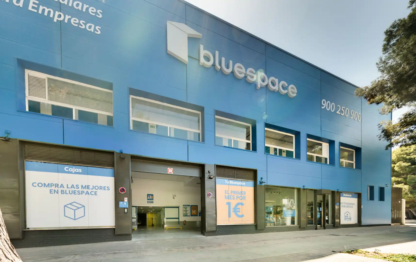 Exterior view of Storage room for rent in Valencia