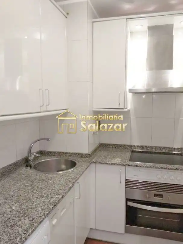 Apartment mit Terrasse zur Miete in Sabino Arana Etorbidea, imagen 16