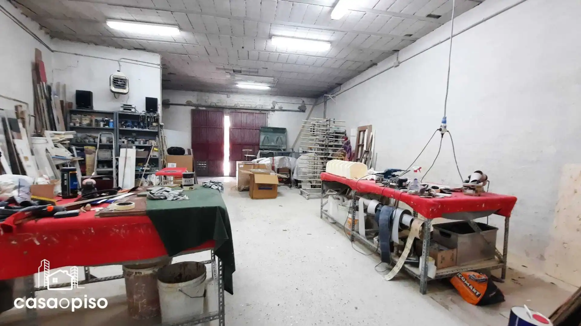 Nau industrial en venda en Terrassa