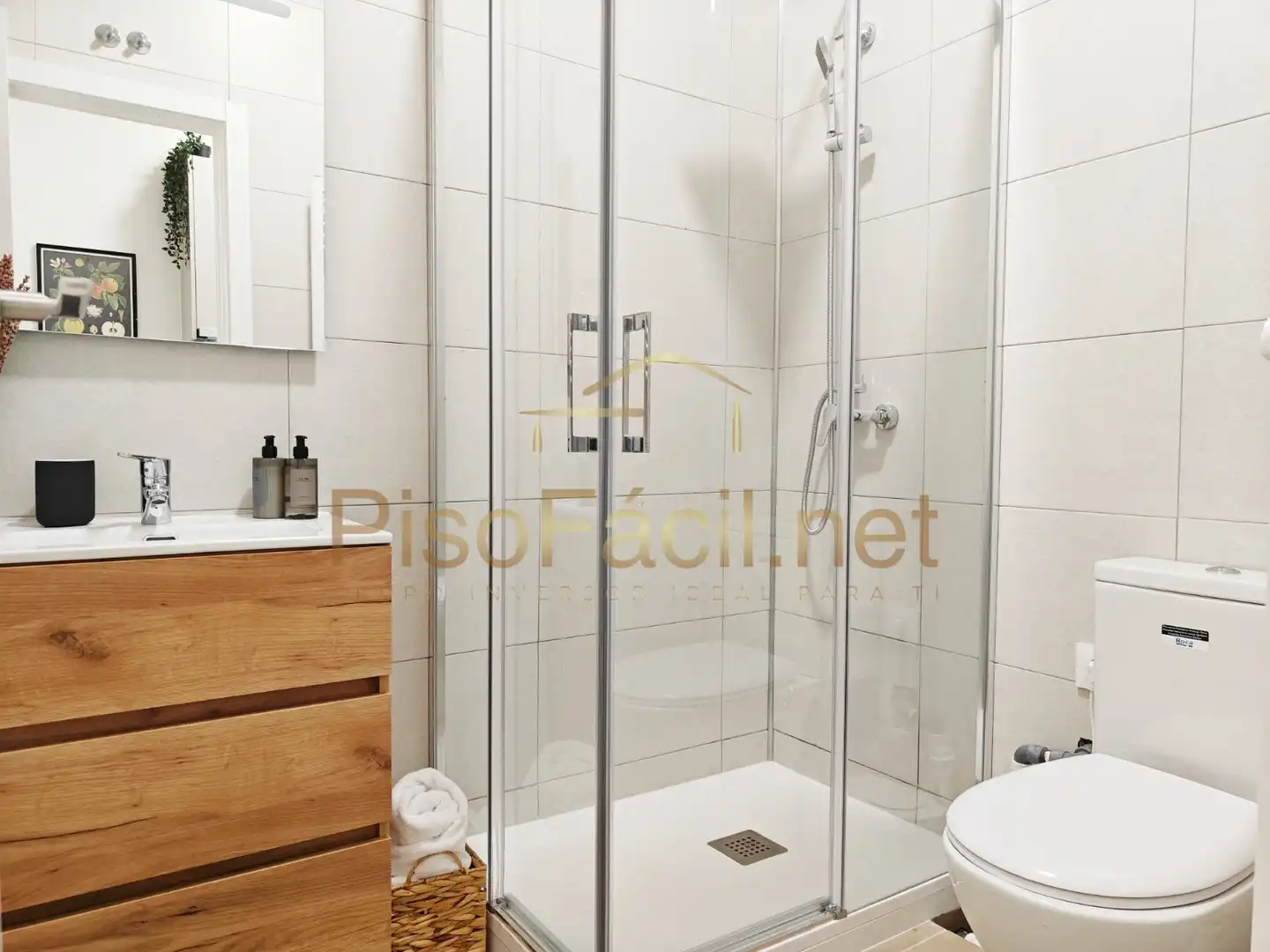 Baño de Piso en venta en Madrid con Aire acondicionado, Calefacción y Amueblado
