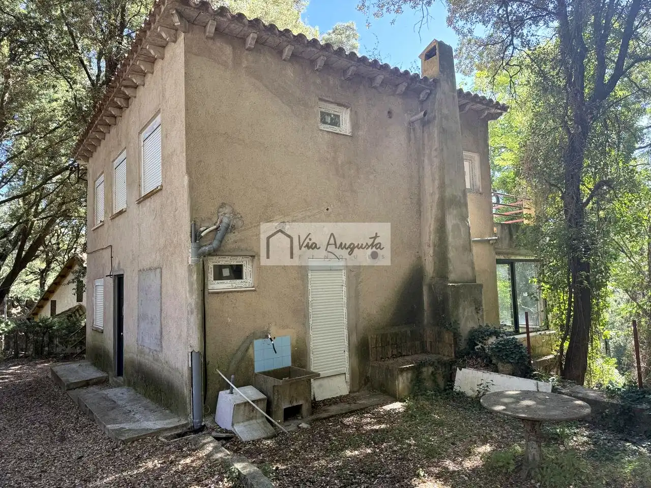 Vista exterior de Casa o xalet en venda en Alfara de Carles amb Jardí privat, Terrassa i Balcó