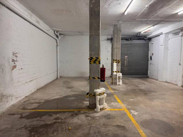 Garaje en Venta en Callús