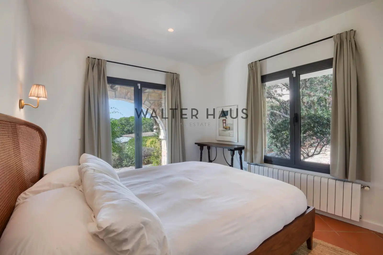 Casa amb terrassa en venda a Avinguda de Vallvanera, imagen 6