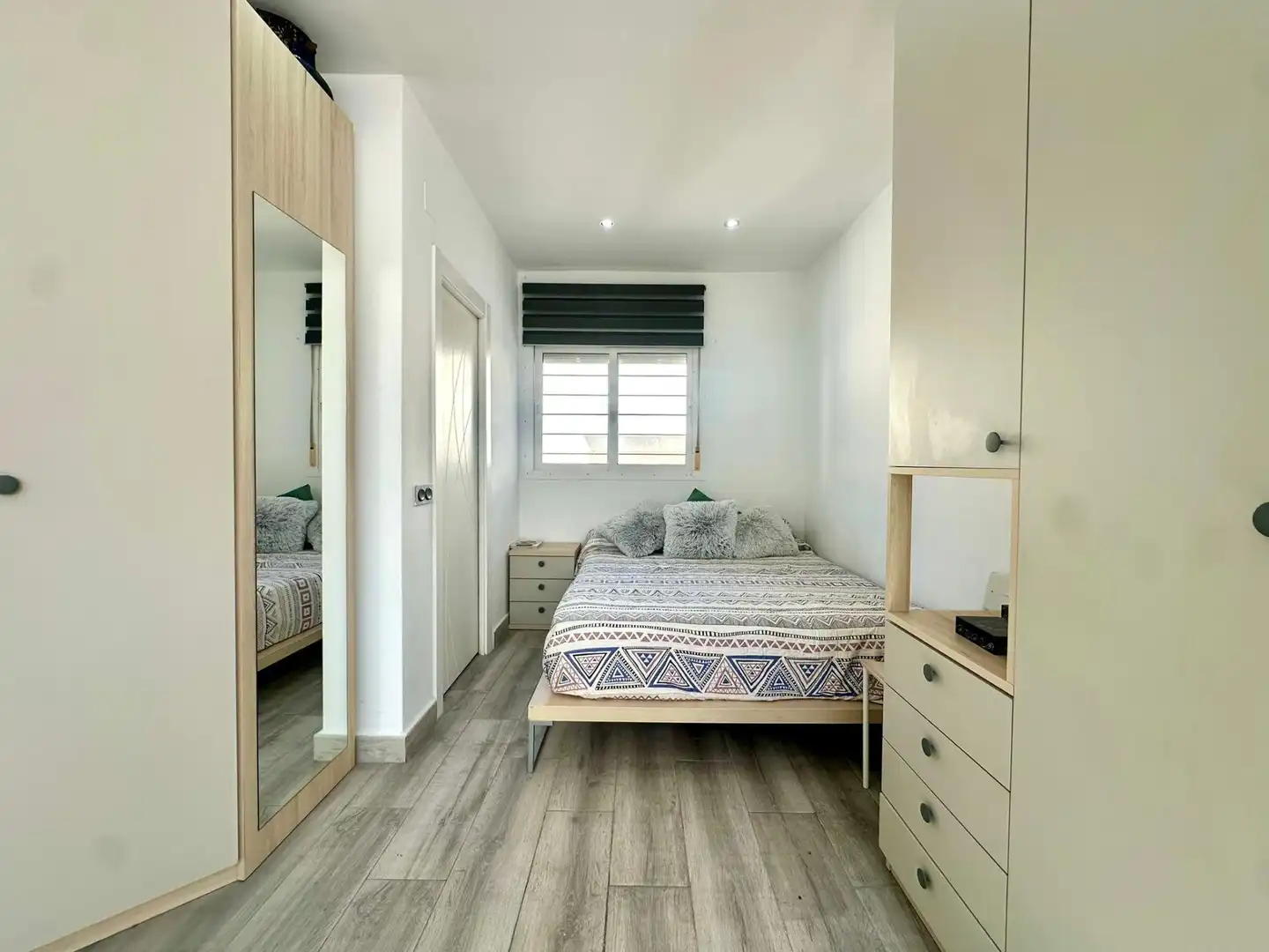 Habitación de Piso en venta en Almería con Terraza