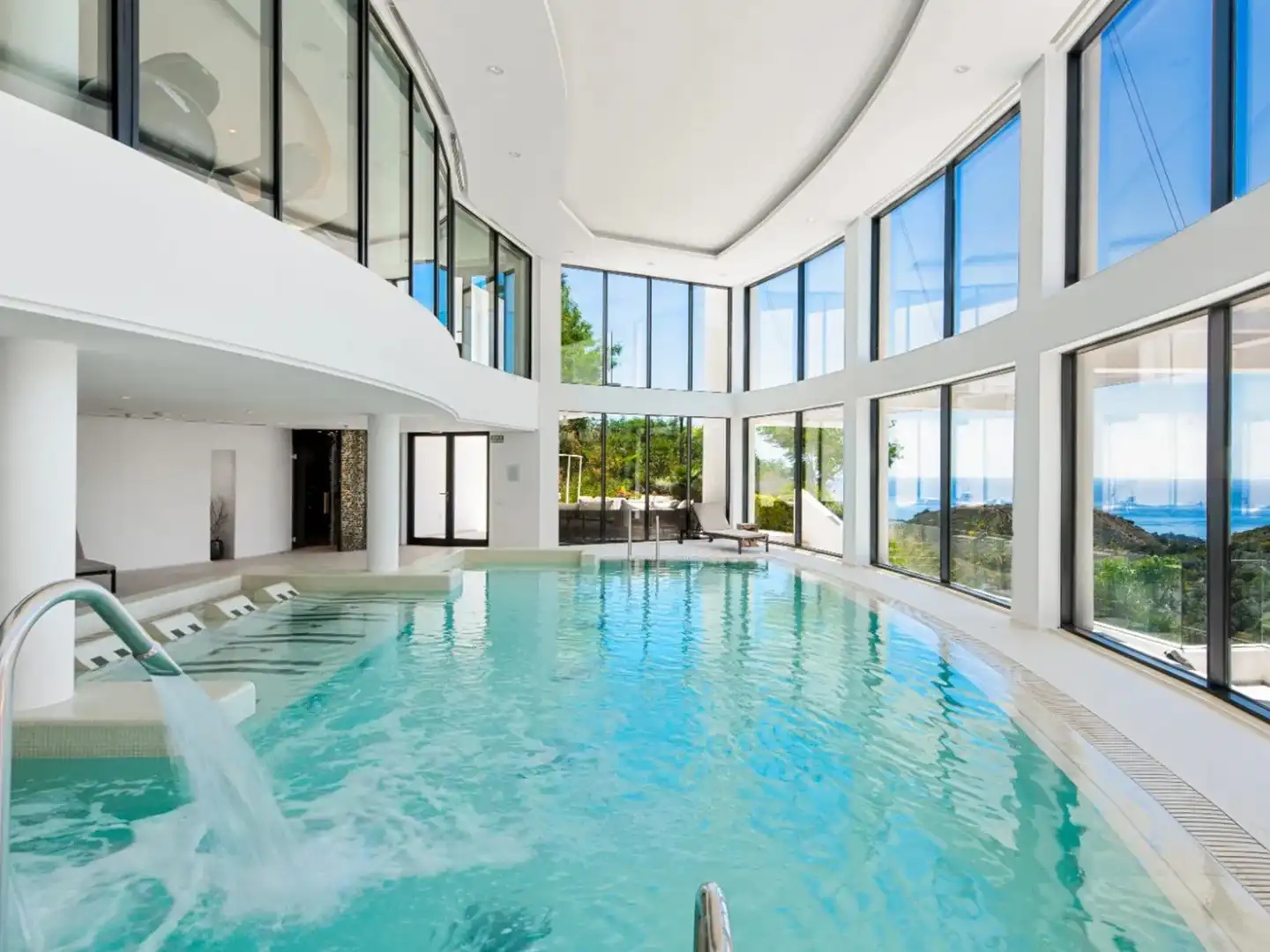 Piscina de Planta baja en venta en Marbella con Terraza, Trastero y Piscina
