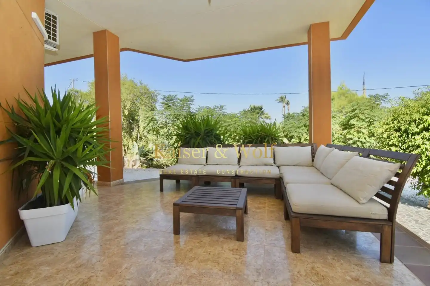 Houses for sale in Lugar Derramado, Algorós - El Derramador