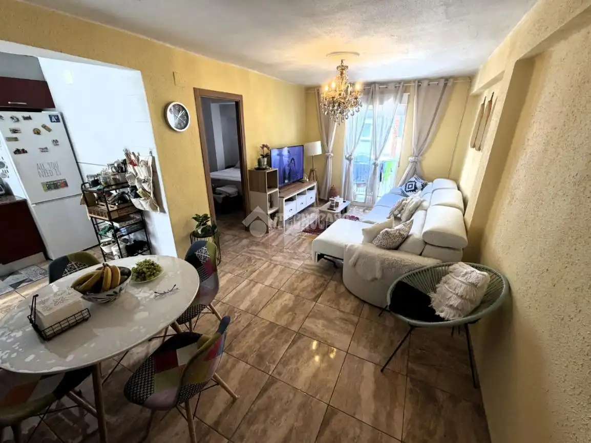 Sala d'estar de Pis en venda en Valencia amb Balcó