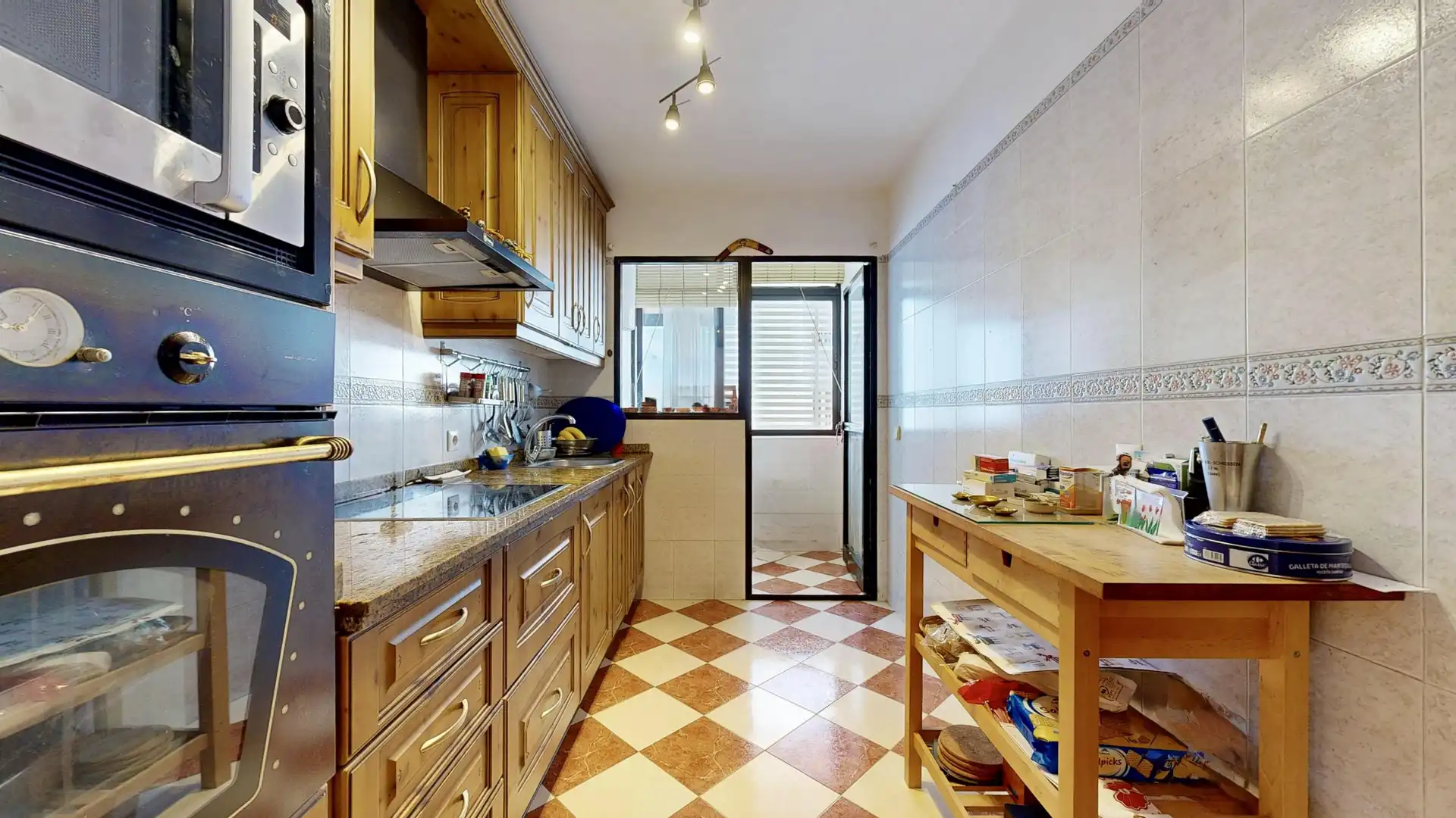 Kitchen of Apartments for sale in Fuengirola  with Parquet flooring and Balcony