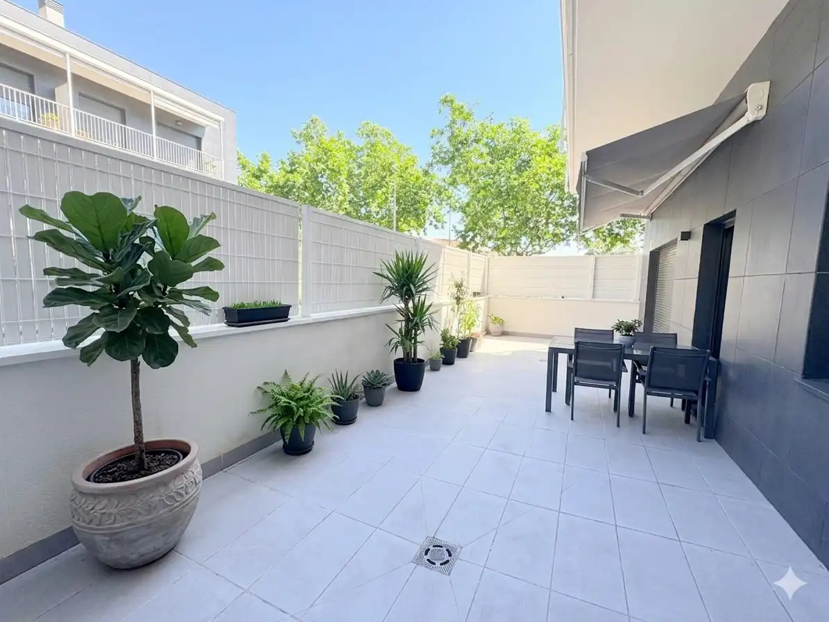 Ground floor with pool for sale in Avinguda de L'Onze de Setembre, imagen 26