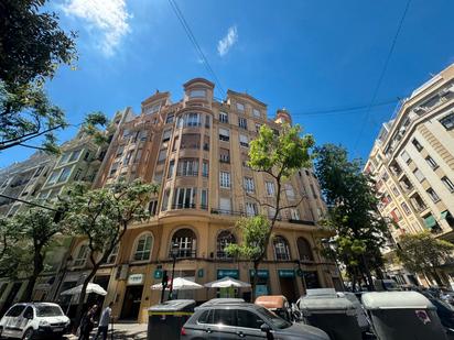 Exterior view of Flat for sale in  Valencia Capital