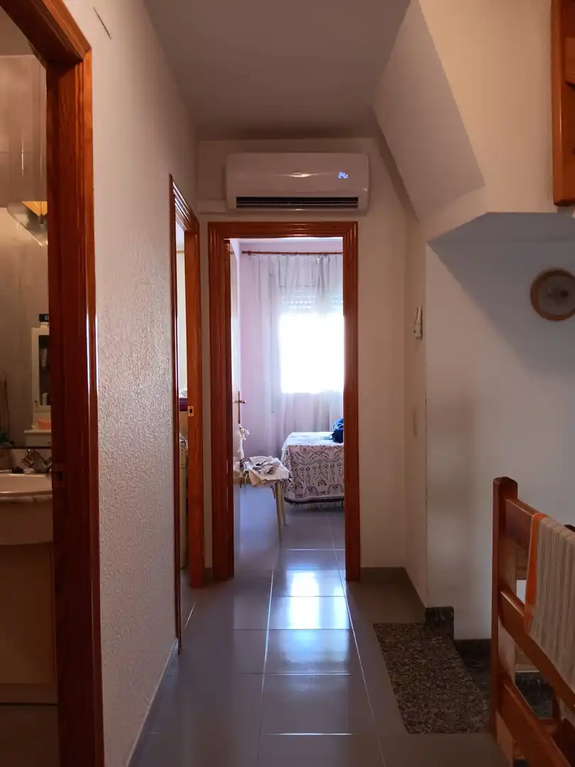 Maisonette zum Verkauf in Camarles mit Heizung, Terrasse und Abstellraum