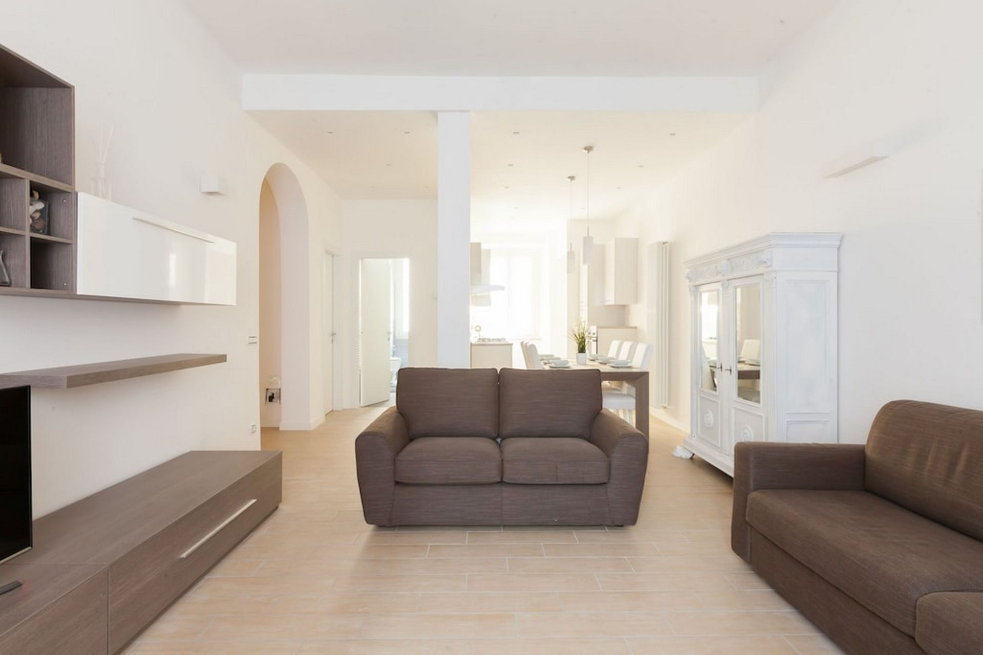 Living room of Flat to rent in  Madrid Capital  with Air Conditioner, Furnished and TV
