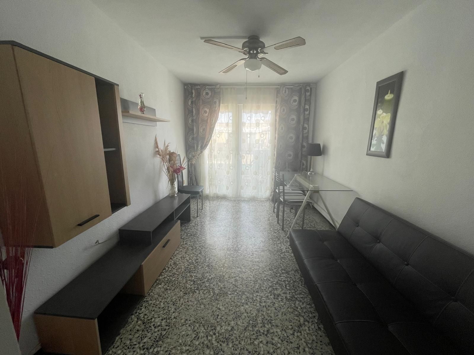Living room of Flat to rent in Alicante / Alacant  with Air Conditioner, Heating and Balcony
