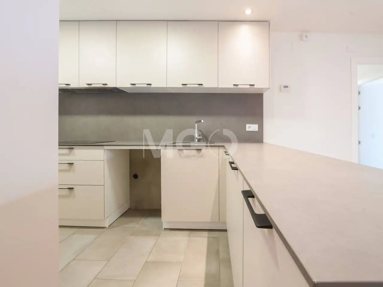 Cocina de Piso en venta en Vic con Calefacción, Parquet y Terraza