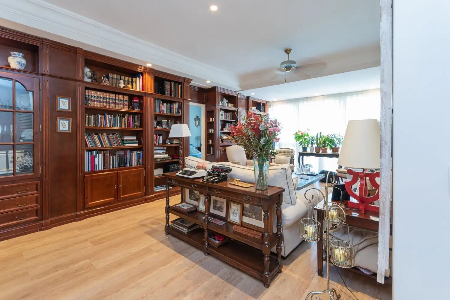 Flat with lift for sale in Moncloa - Aravaca