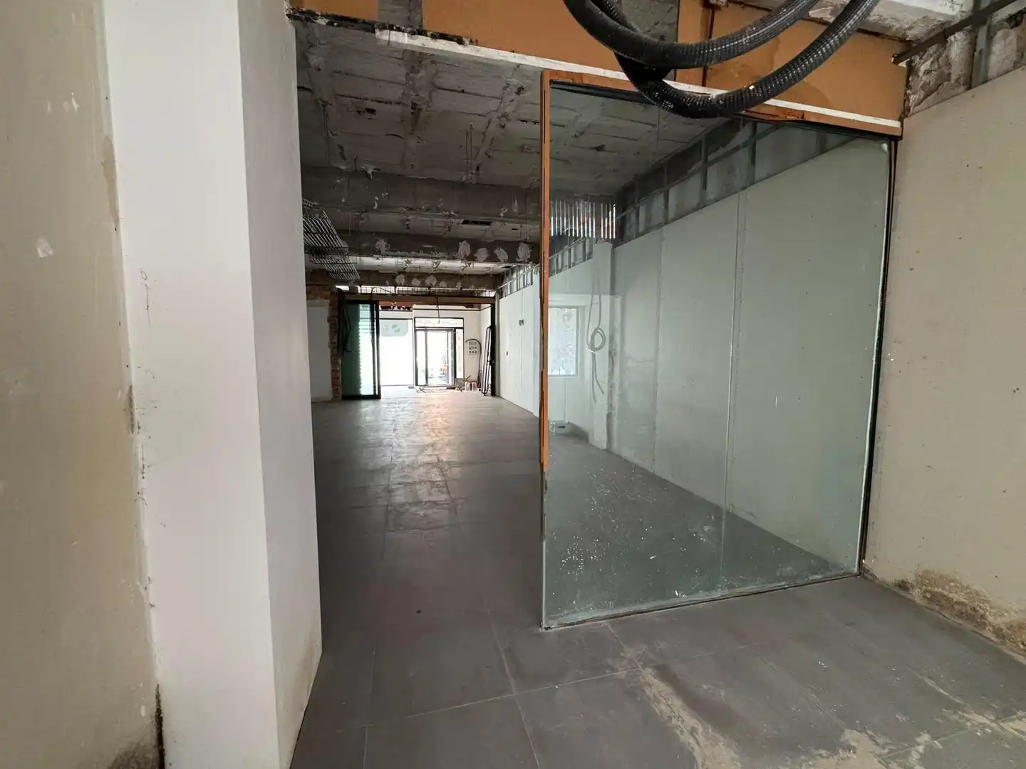 Local comercial en venta en Alberic, imagen 2