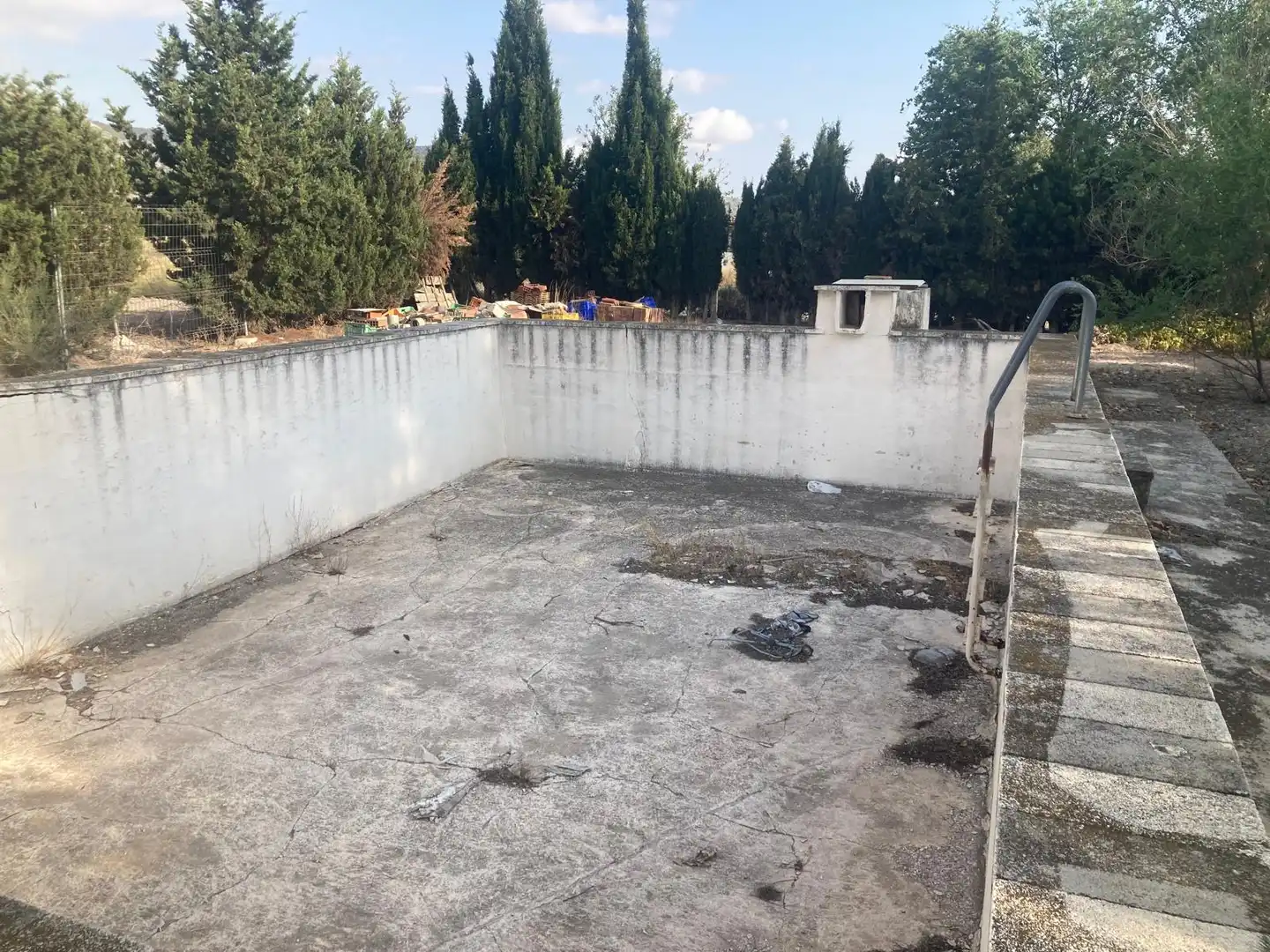 Piscina de Casa o chalet en venta en Villena con Jardín privado