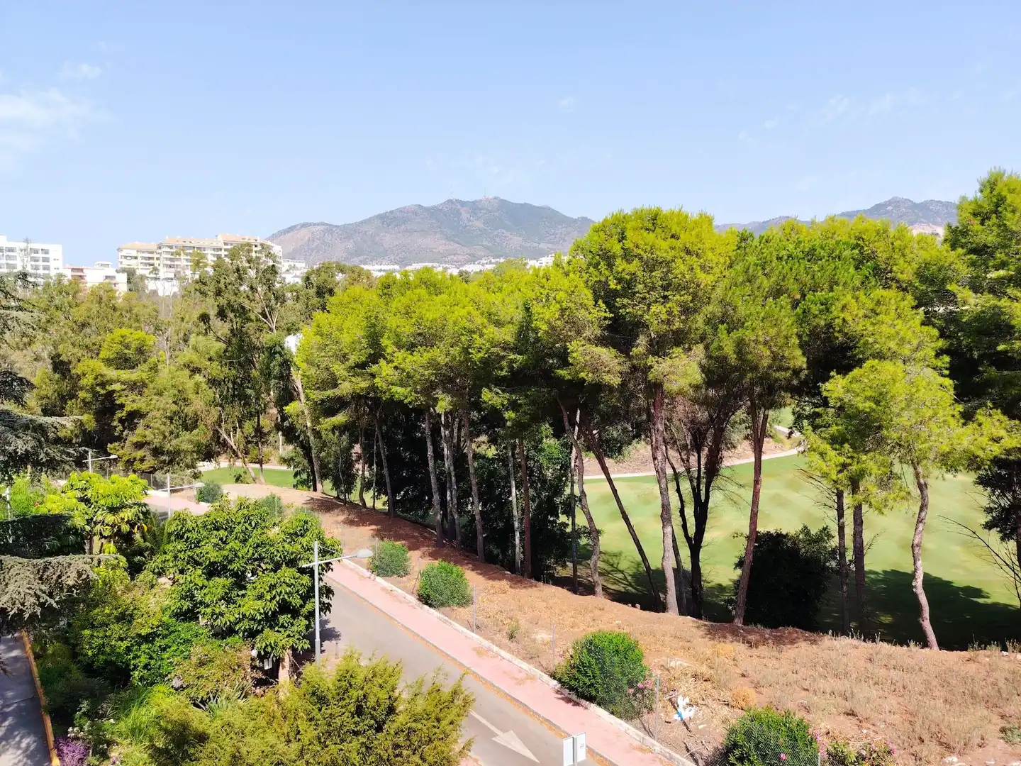 Apartament amb piscina en venda a Torrequebrada, imagen 17