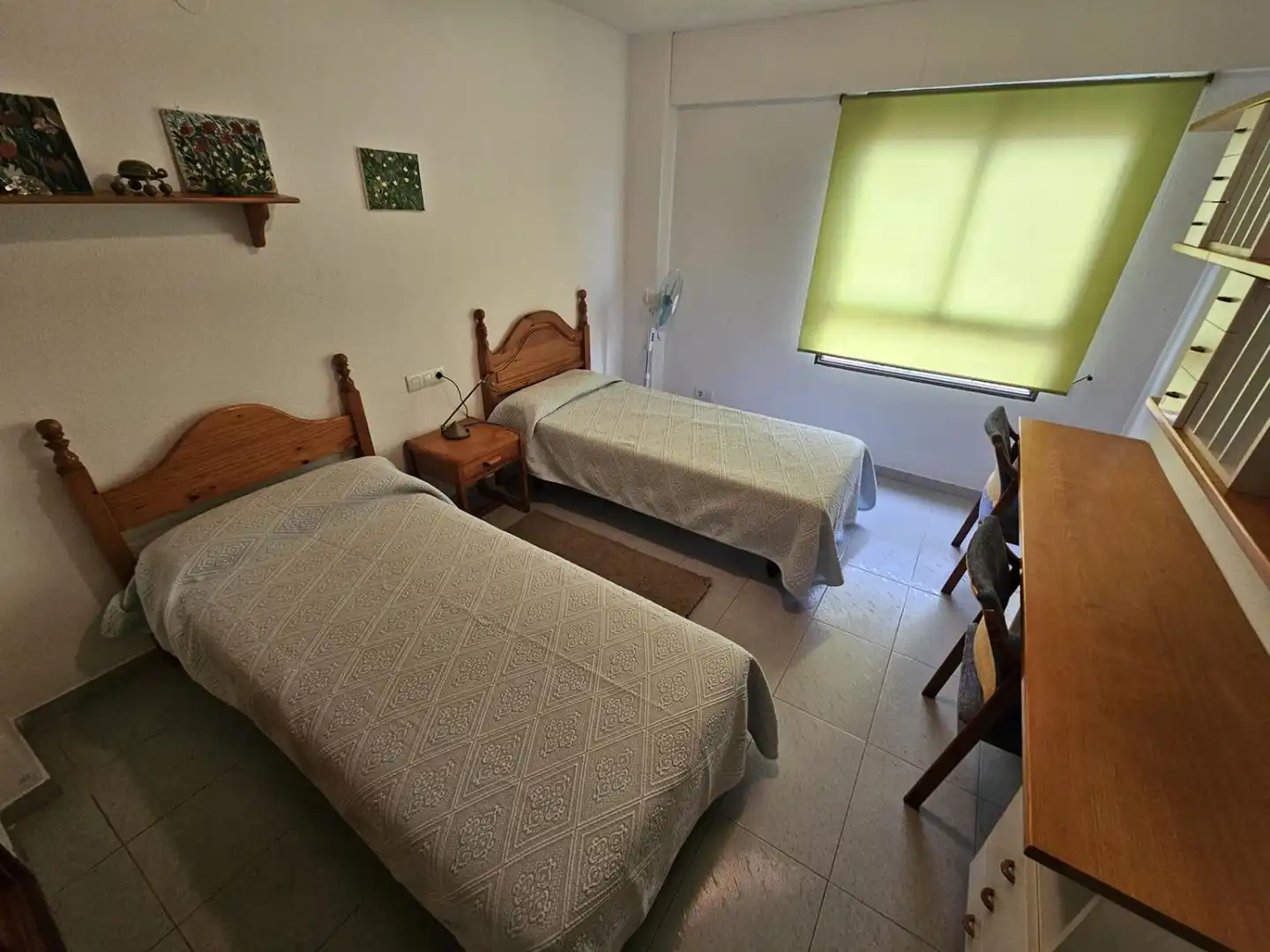 Dormitori de Pis en venda en Castellón de la Plana / Castelló de la Plana amb Calefacció, Moblat i Balcó