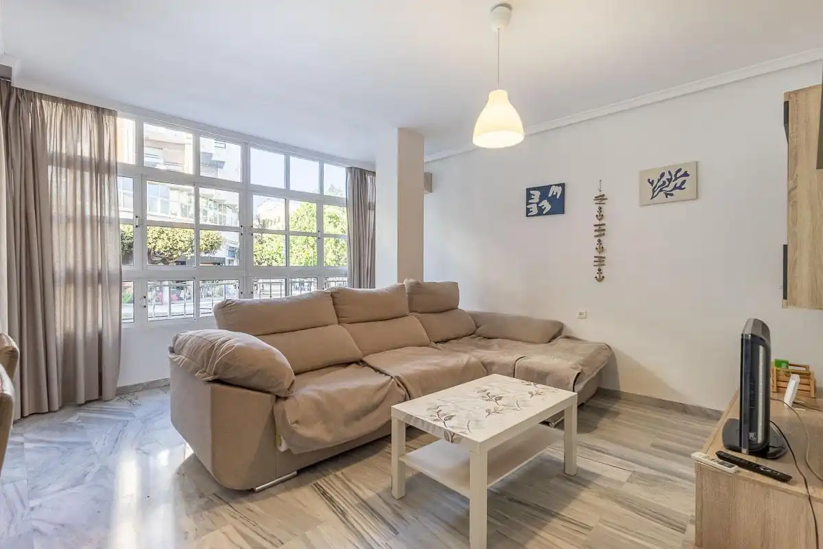 Sala d'estar de Pis en venda en Motril amb Aire condicionat