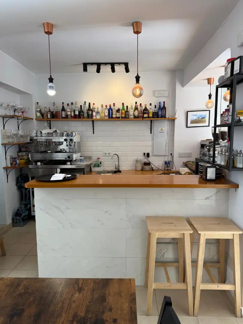 Local comercial en venta en Calle Vereda Ancha 40, imagen 2