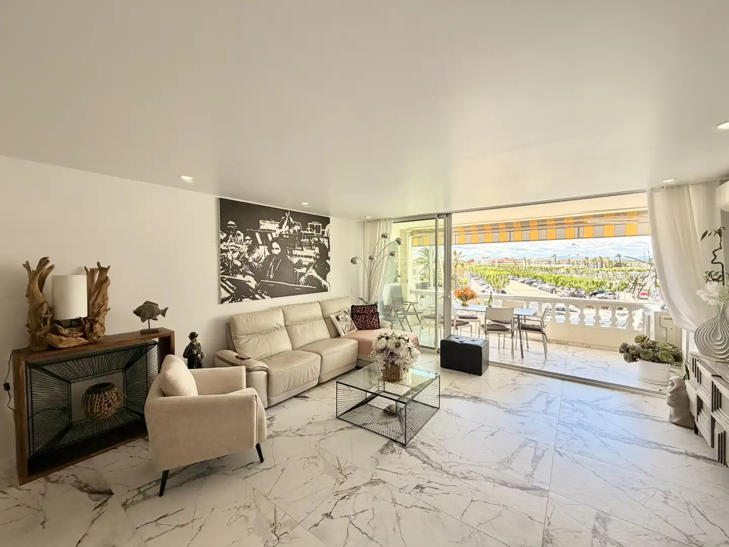 Sala de estar de Dúplex en venta en Empuriabrava con Calefacción, Terraza y Horno