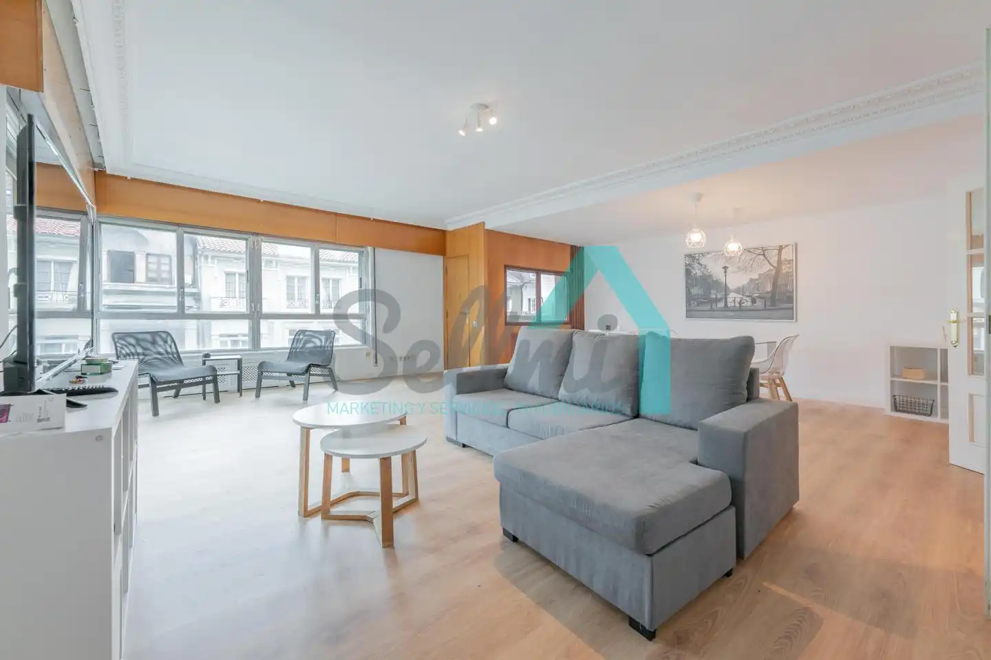 Wohnzimmer von Wohnung zur Miete in Oviedo  mit Heizung, Parkett und Terrasse