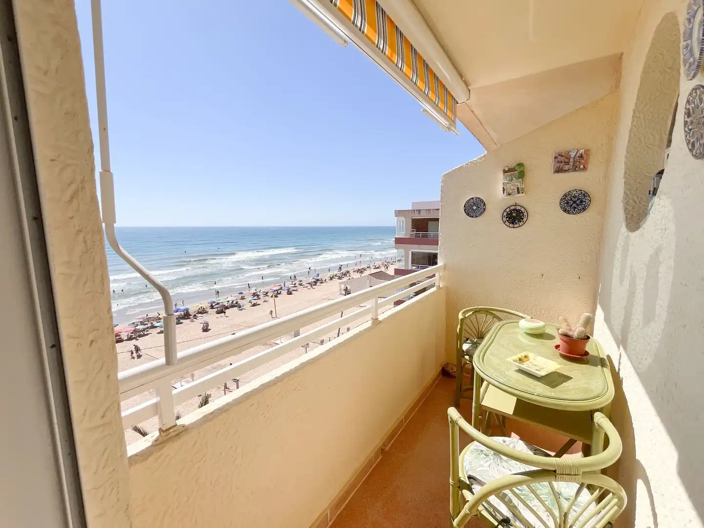 Terraza de Piso en venta en Guardamar del Segura con Terraza, Trastero y Amueblado