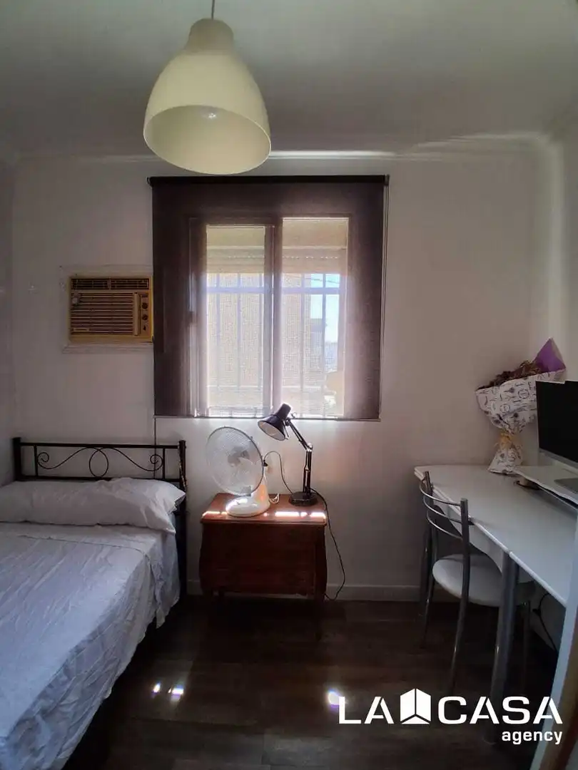Dormitori de Pis en venda en Dos Hermanas amb Aire condicionat i Terrassa