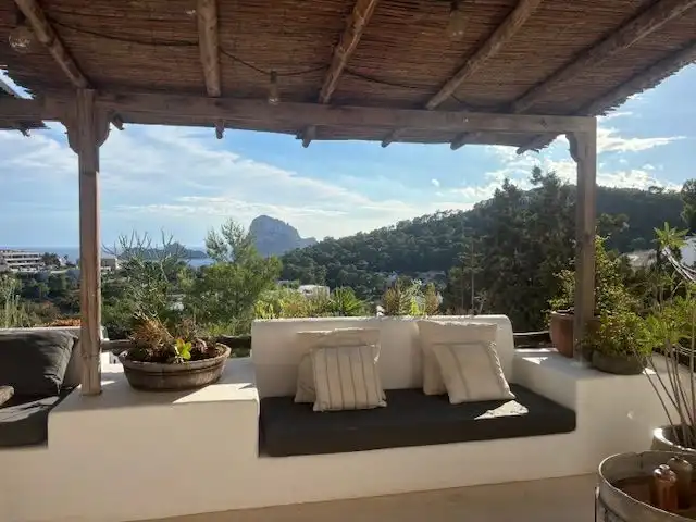 Apartament en venda a Cala Vedella-Cala Tarida