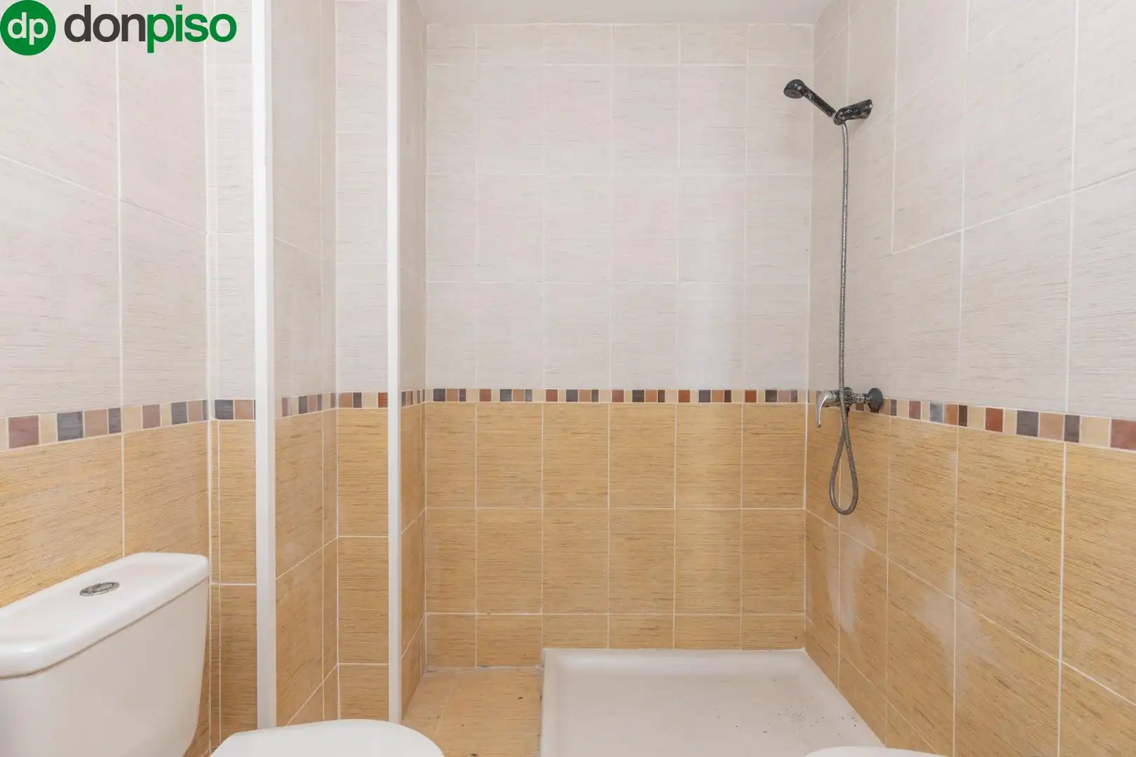 Badezimmer von Wohnung zum Verkauf in Güevéjar mit Balkon
