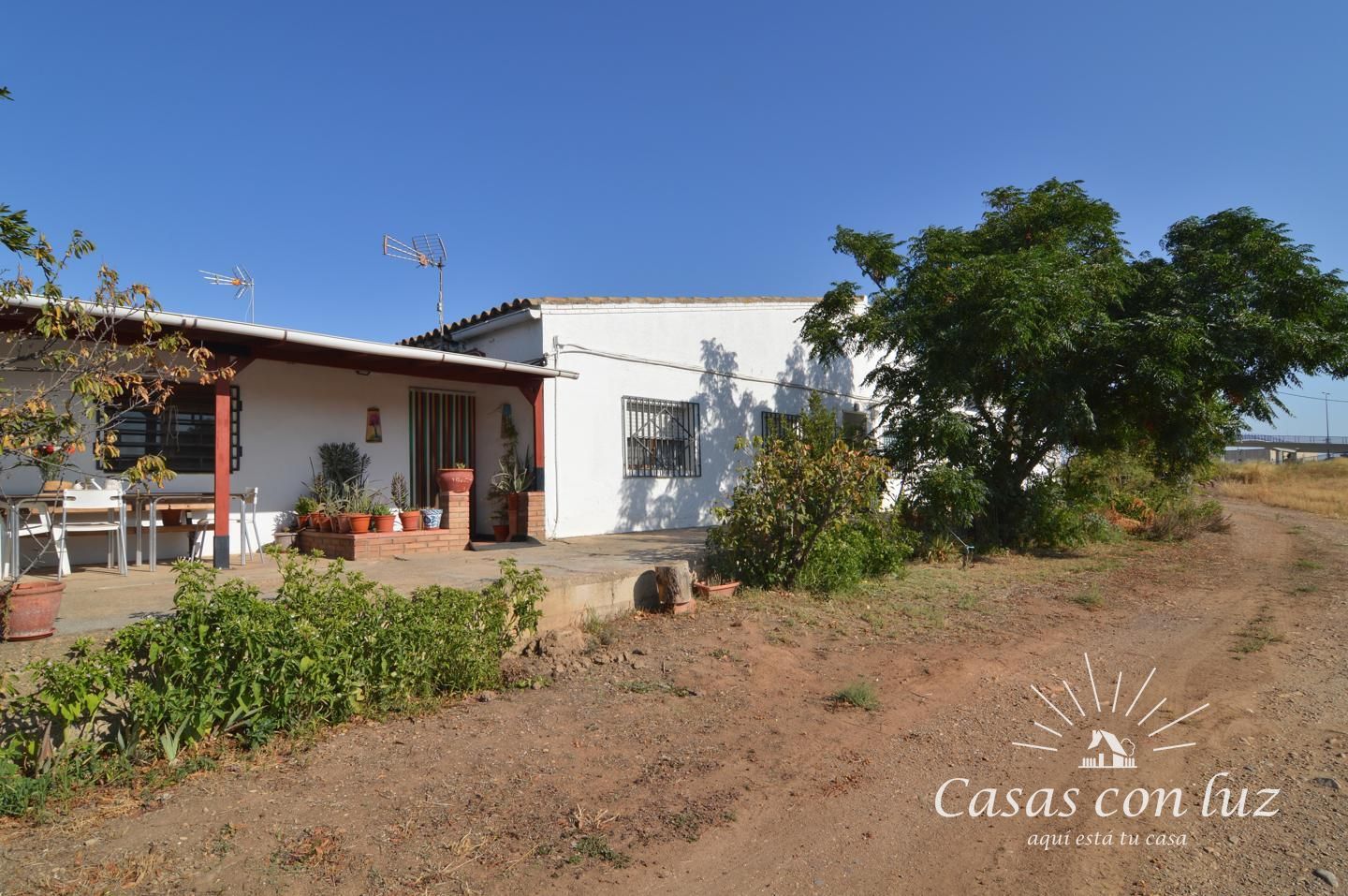 Vista exterior de Finca rústica en venda en  Zaragoza Capital amb Aire condicionat, Calefacció i Jardí privat