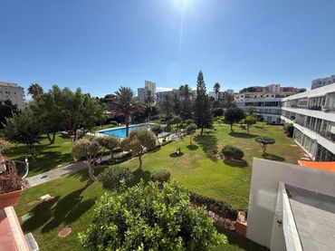 Apartament amb piscina de lloguer a Avenida Terramar Alto 16