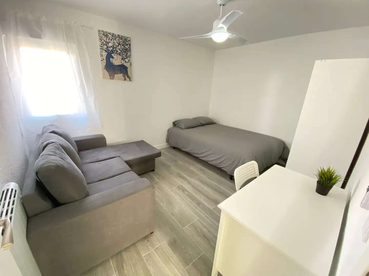 Habitación de Piso de alquiler en Madrid con Calefacción, Amueblado y Horno
