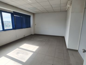 Gewerbefläche zur Miete in Campus Norte - San Caetano