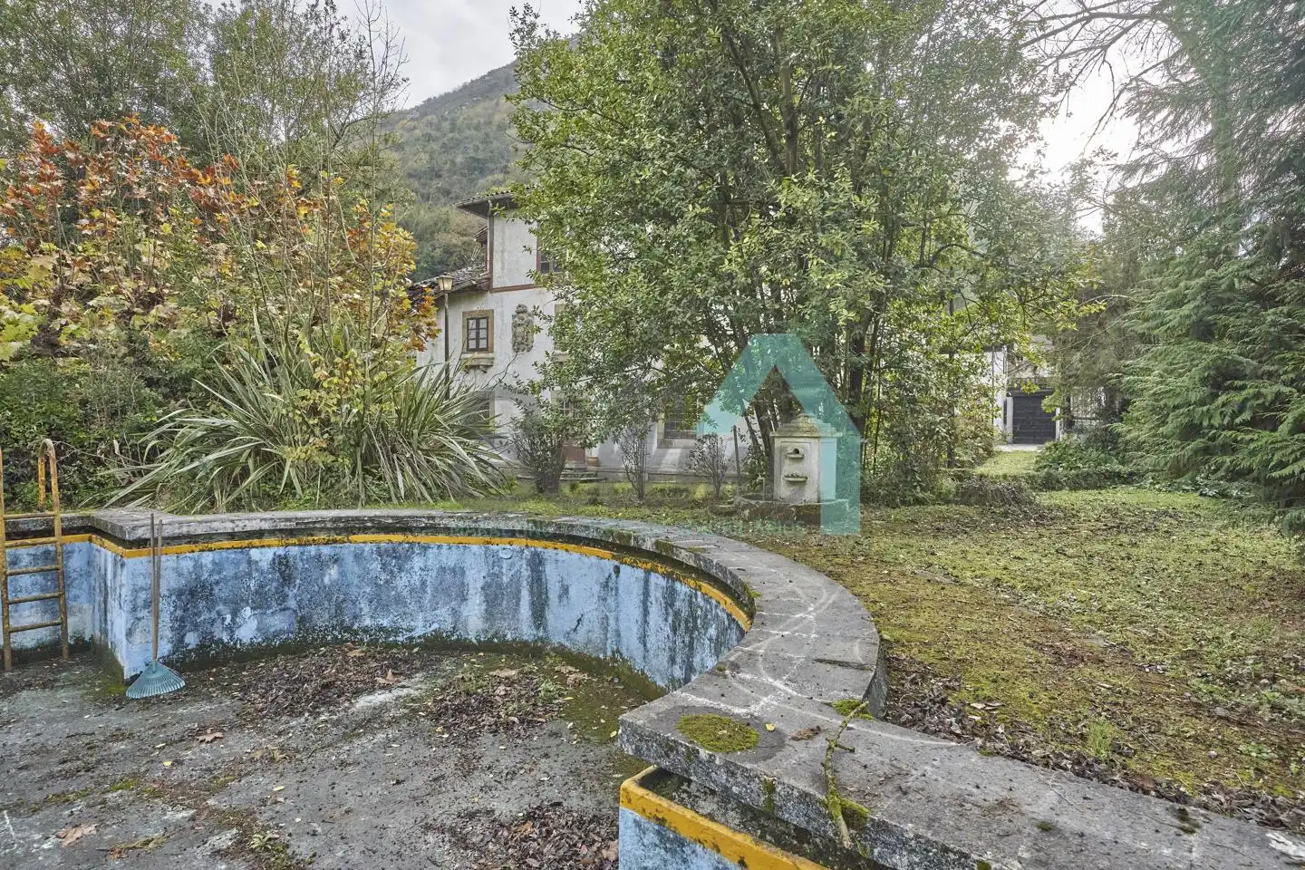 Casa o chalet en venta en Oviedo  con Jardín privado, Parquet y Terraza