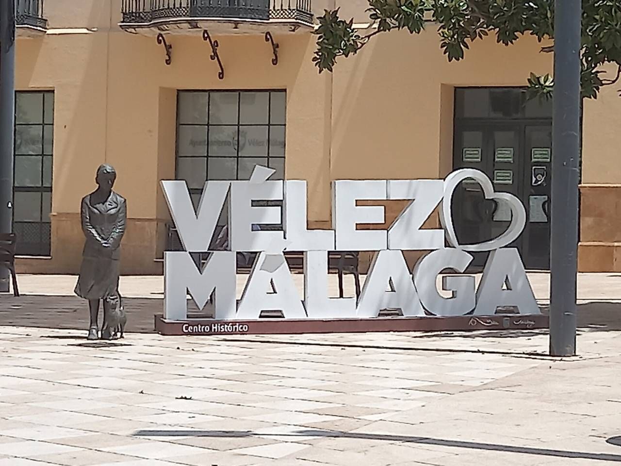 Vista exterior de Pis en venda en Vélez-Málaga
