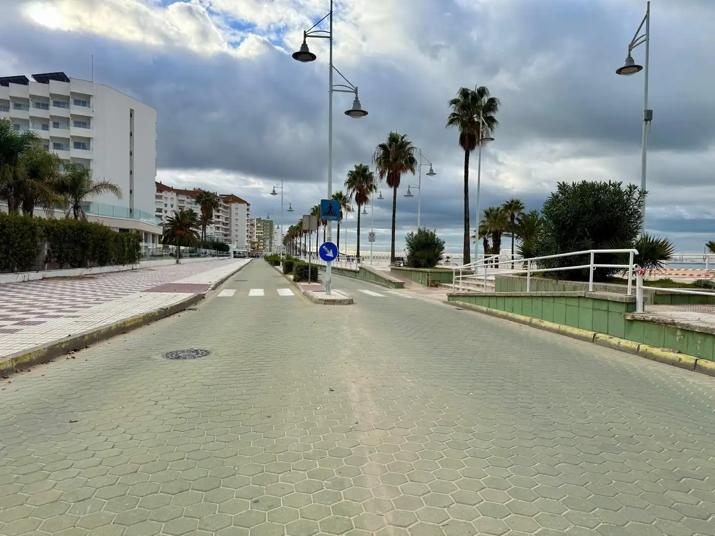 Vista exterior de Pis en venda en El Puerto de Santa María amb Aire condicionat, Calefacció i Jardí privat
