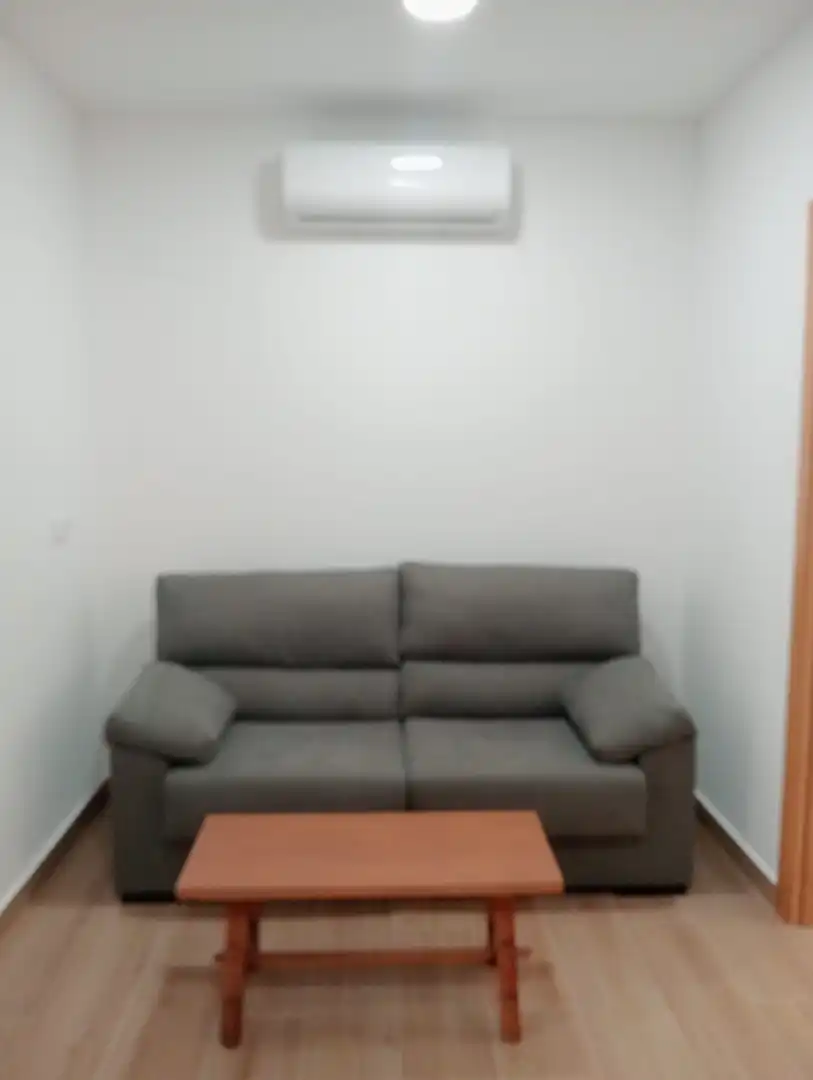 Planta baja de alquiler en Pueblo