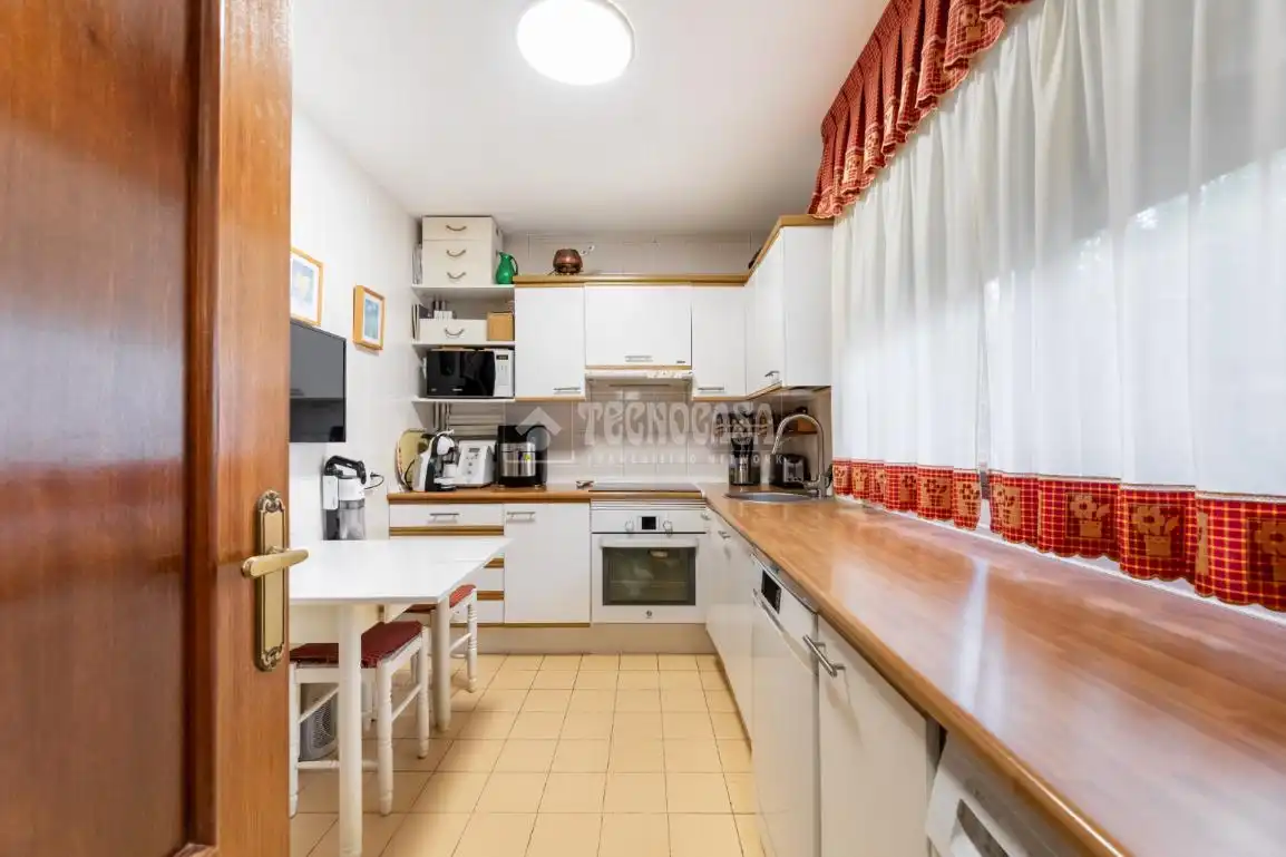 Kitchen of Detached homes for sale in Torrelodones  with Heating, Private garden and Terrace