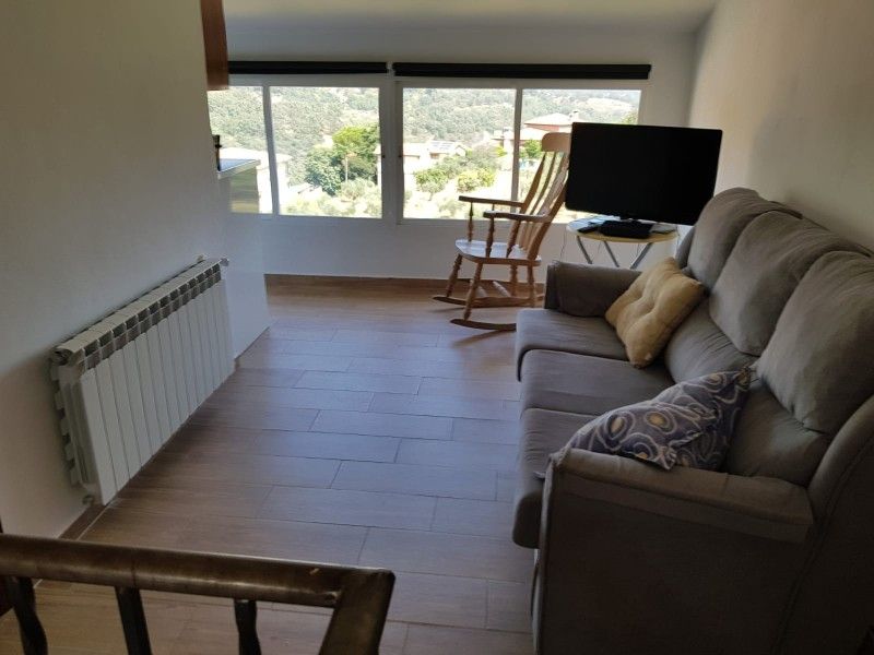 Sala d'estar de Casa o xalet en venda en Losar de la Vera amb Calefacció, Jardí privat i Traster