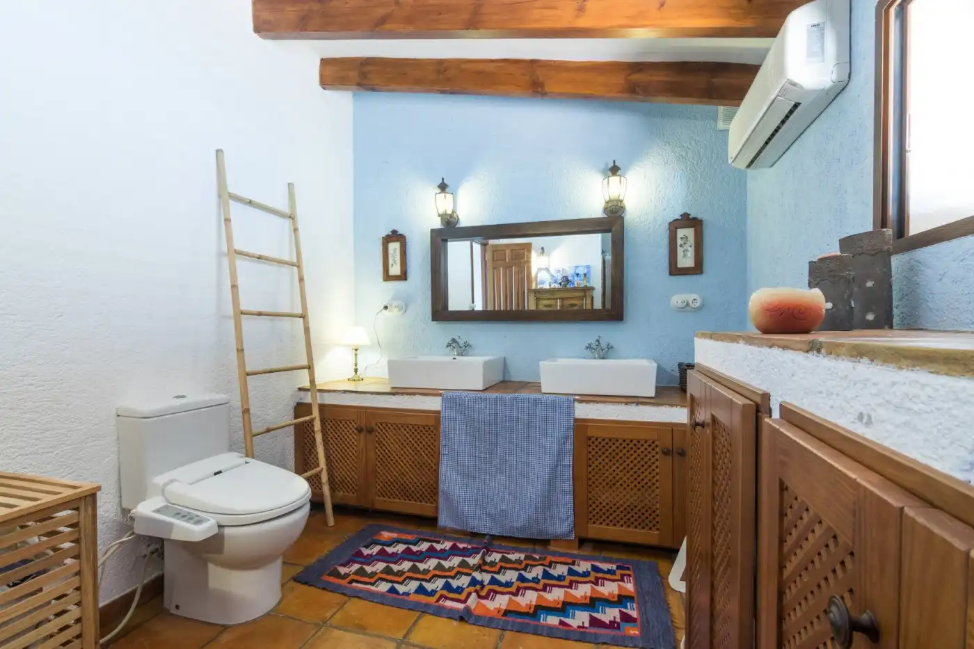 Baño de Casa adosada de alquiler en Alicante / Alacant con Aire acondicionado, Terraza y Amueblado